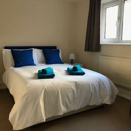 Cozy Apartment In Stratford From 18 Minutes To Central 런던 외부 사진